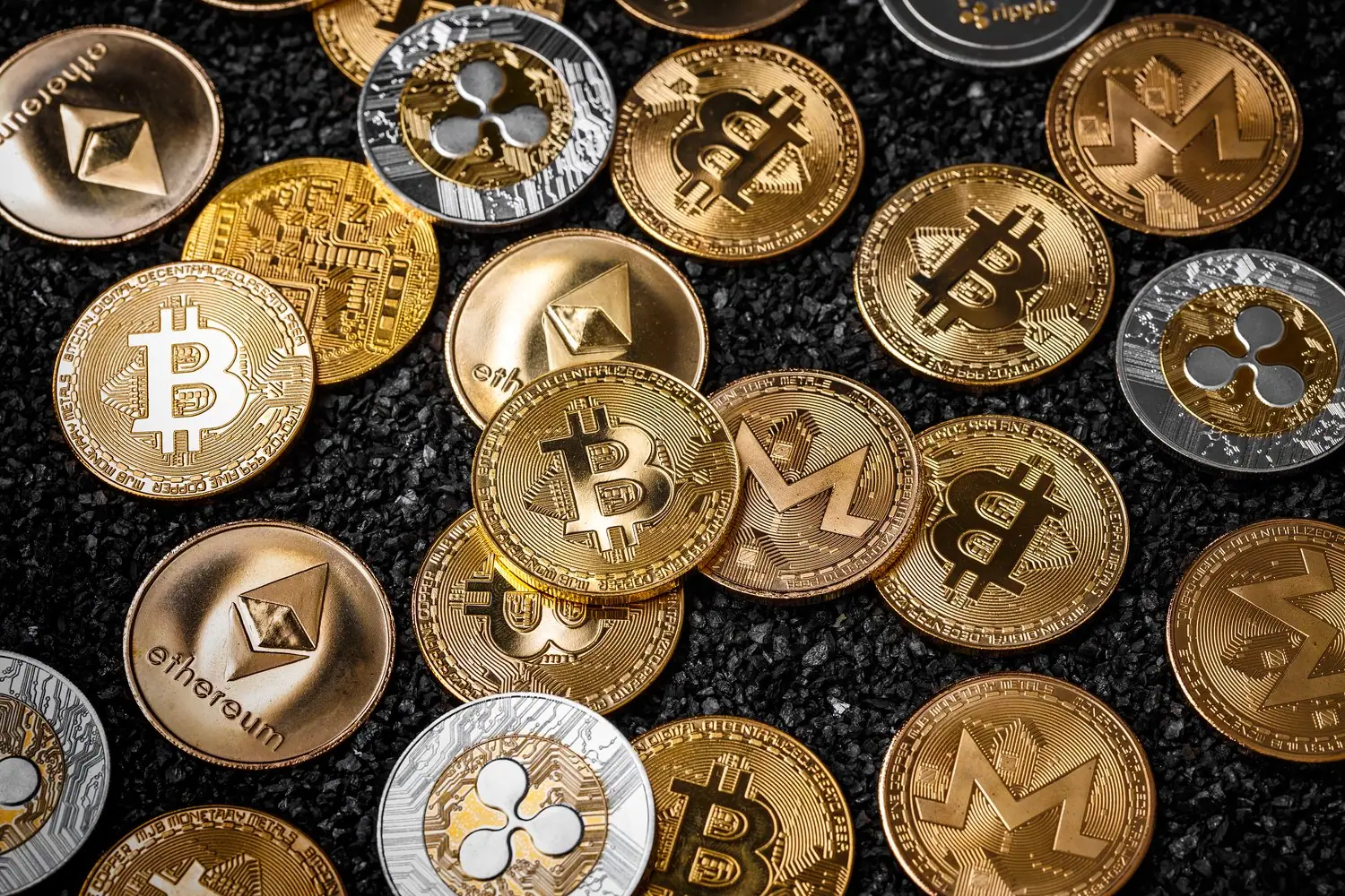 Kryptowaluty w portfelu inwestycyjnym - podstawy i ryzyko